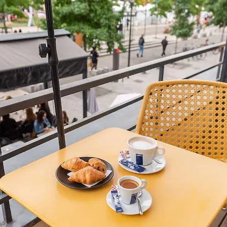 The Originals Boutique Hotel Le Lion Clermont-Ferrand-3